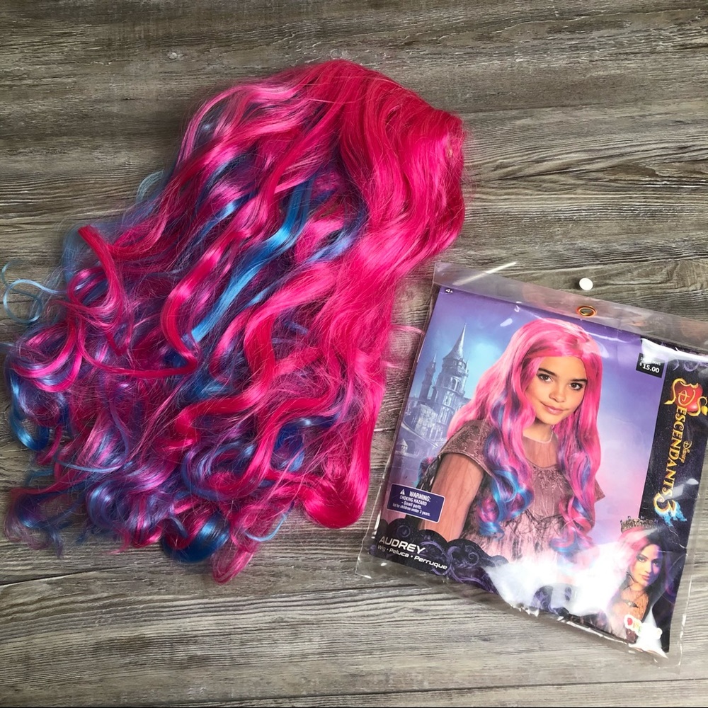 Disney’s Descendants 3 Audrey wig Halloween cosplay dress up pink purple